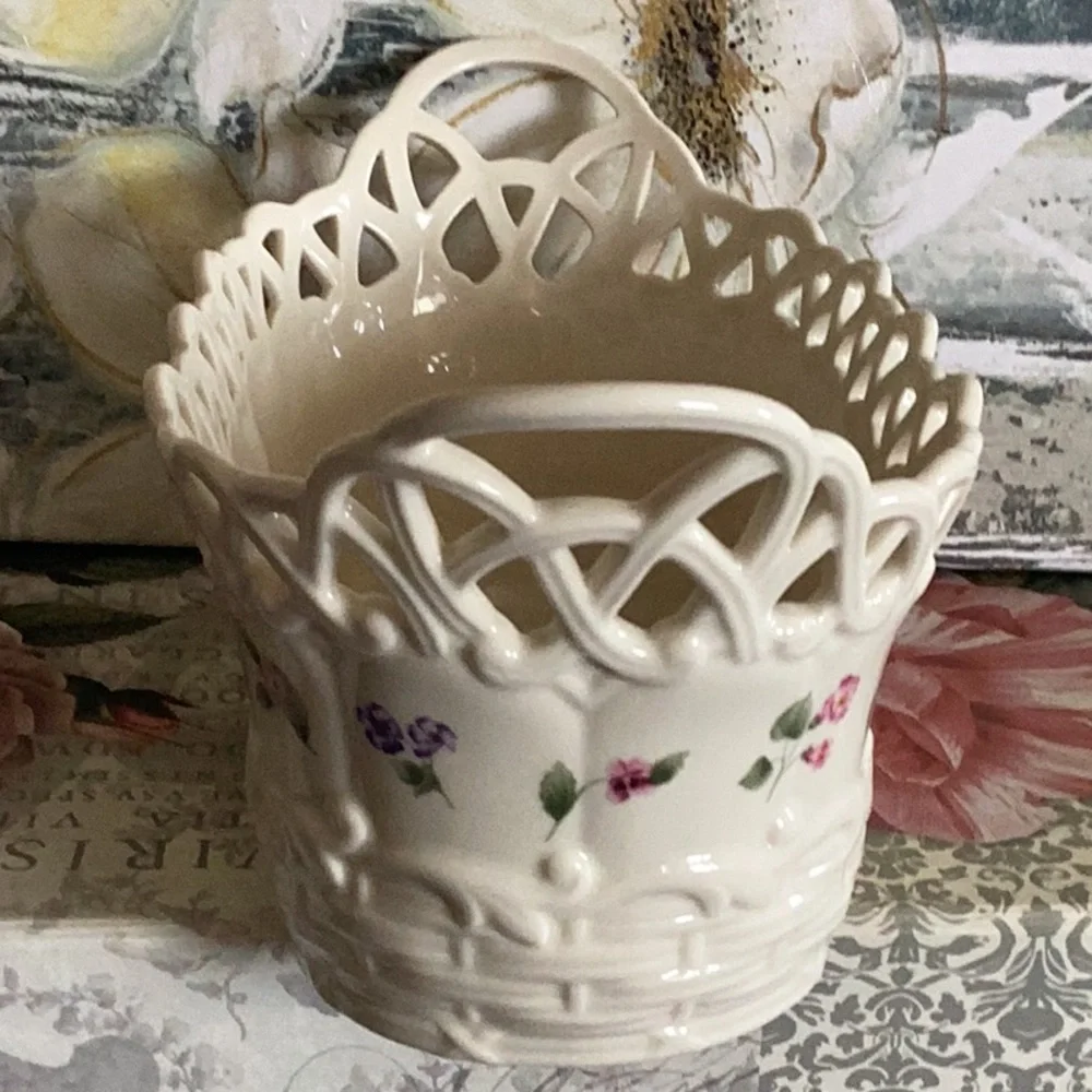 Lenox Posy Basket - Picture 3 of 9